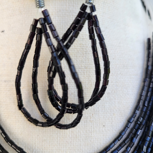 Jewelry - Picture 4 of 4